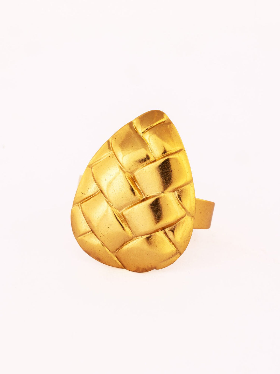 Pineapple Texture Anti-Tarnish Statement Ring by Modus & Mood