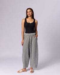 Women's Gingham Wide-Leg Cotton Trousers - Black & White by Modus & Mood